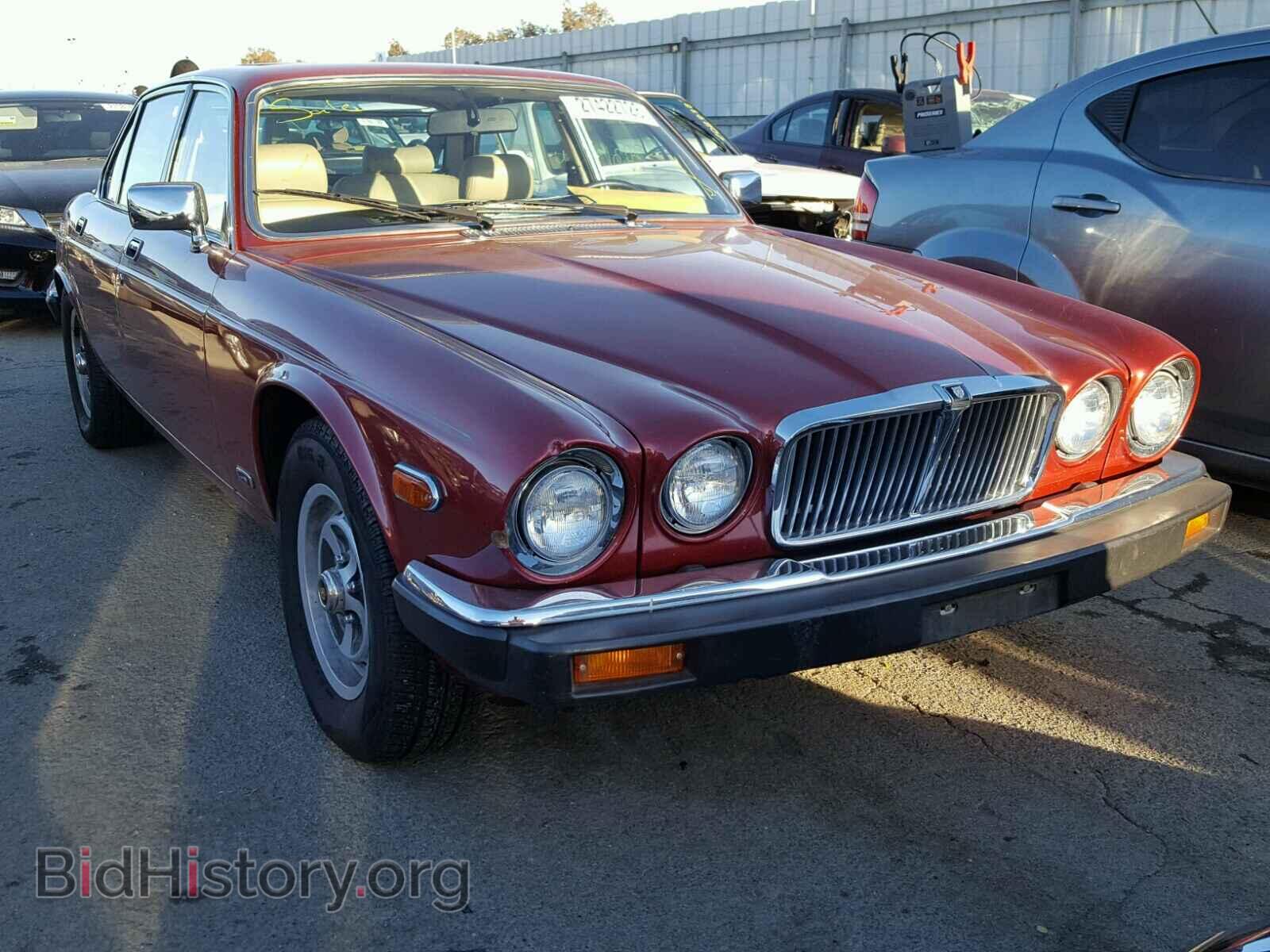 Фотография SAJAY1349HC470010 - JAGUAR XJ6 1987