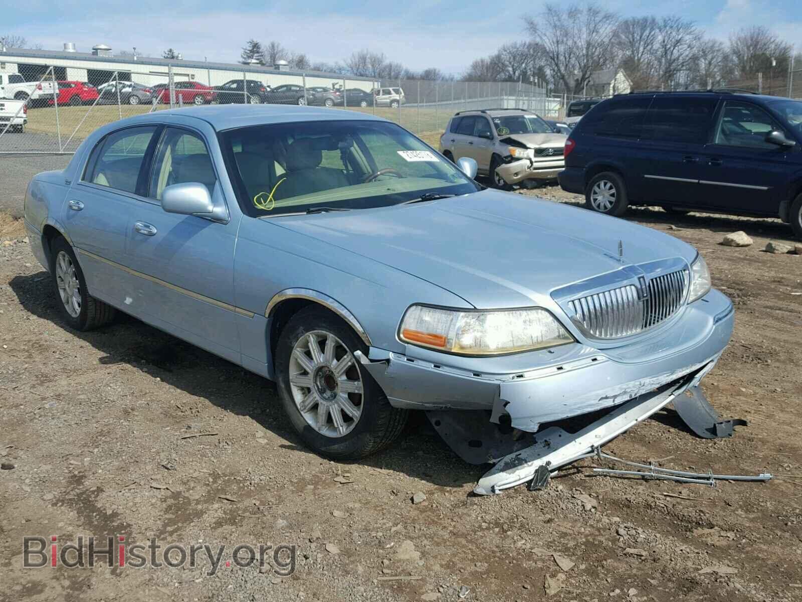 Photo 2LNHM82V79X612799 - LINCOLN TOWNCAR 2009