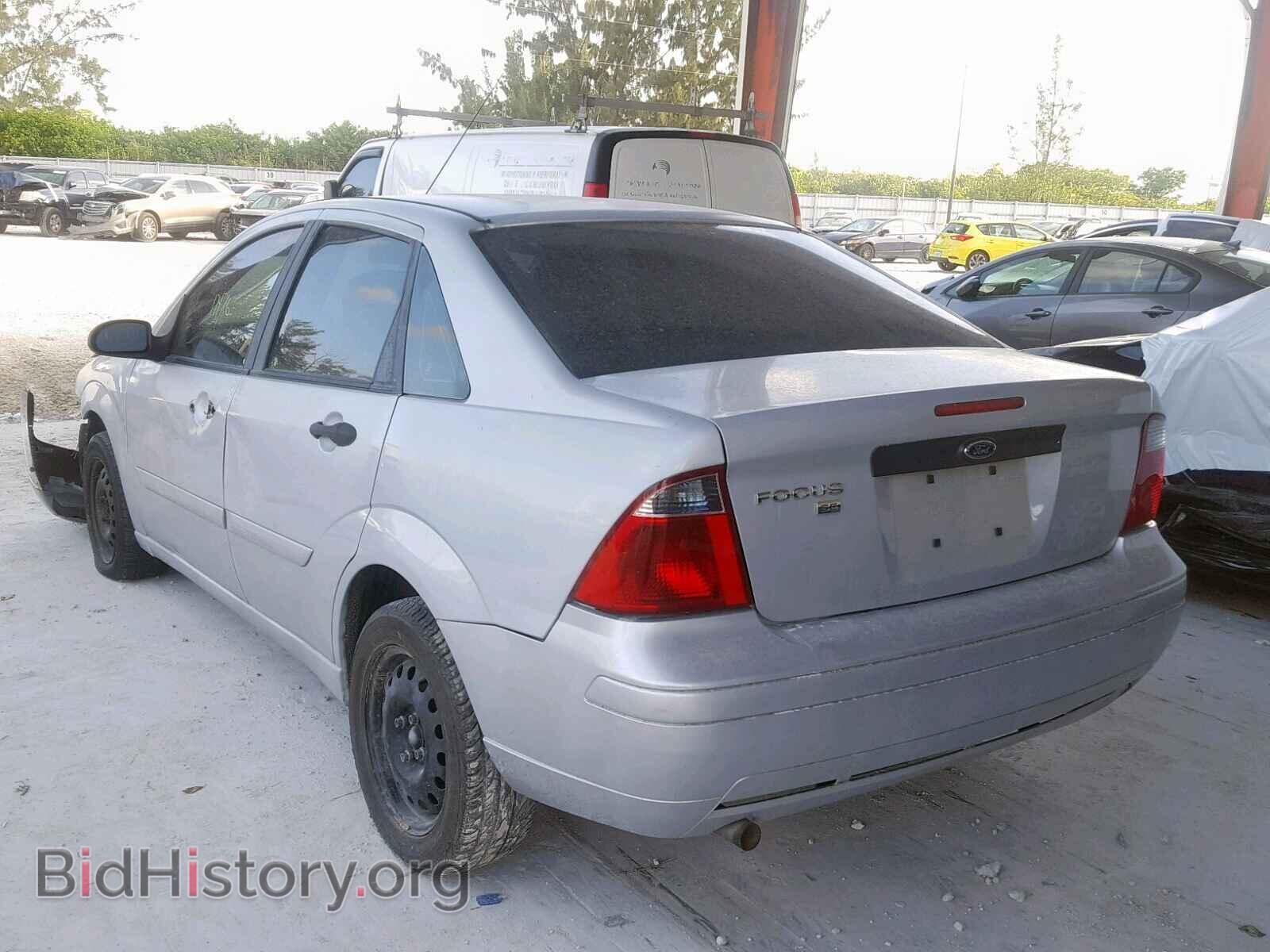 2007 FORD FOCUS - VIN: 1FAHP34N87W352066 - Фото 3
