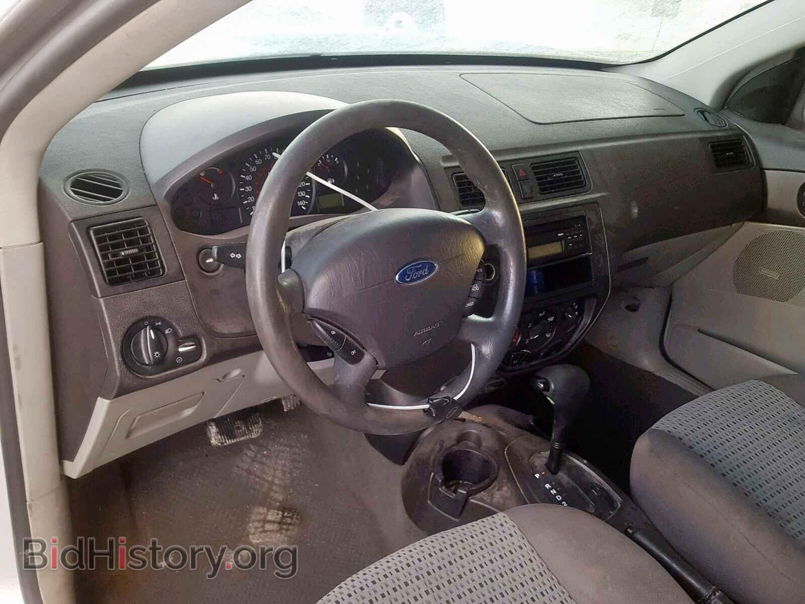 2007 FORD FOCUS - VIN: 1FAHP34N87W352066 - Фото 9