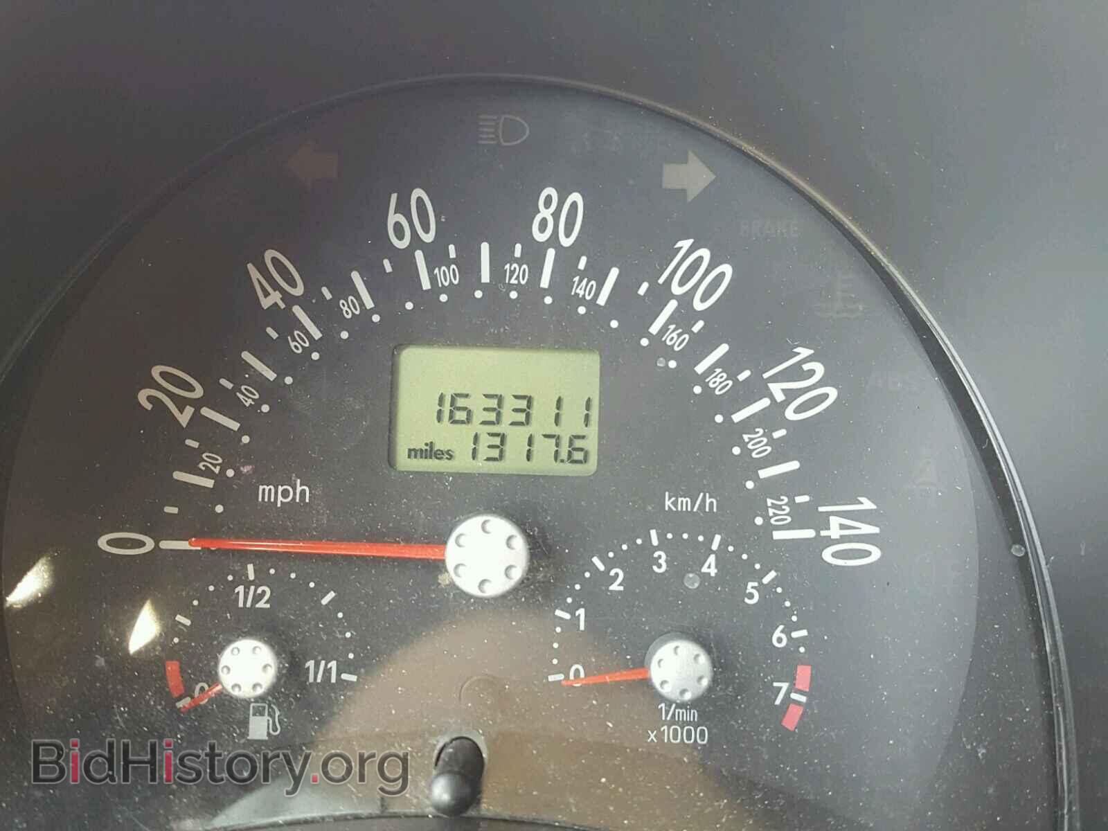 2000 VOLKSWAGEN BEETLE - VIN: 3VWCC21C3YM431009 - Фото 8