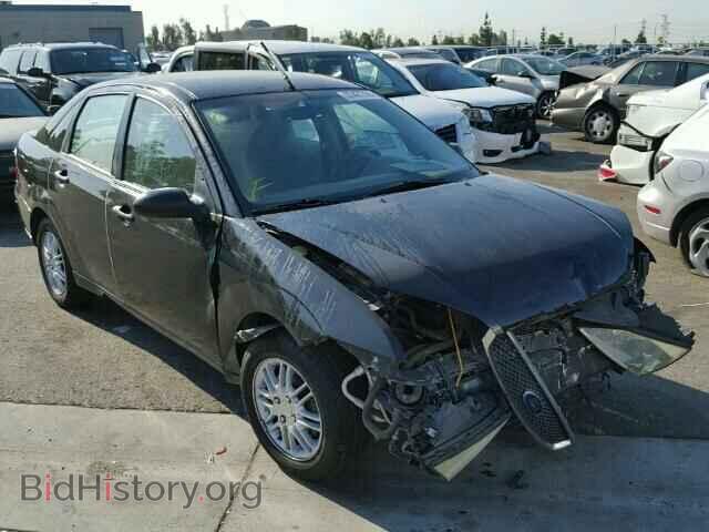 Photo 1FAFP34N45W197732 - FORD FOCUS 2005