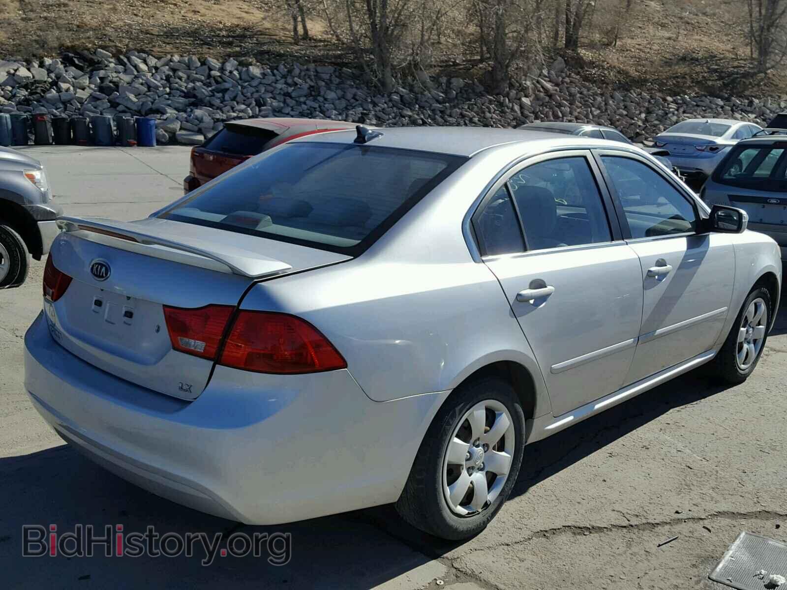 2009 KIA OPTIMA - VIN: KNAGE228895358426 - Фото 4