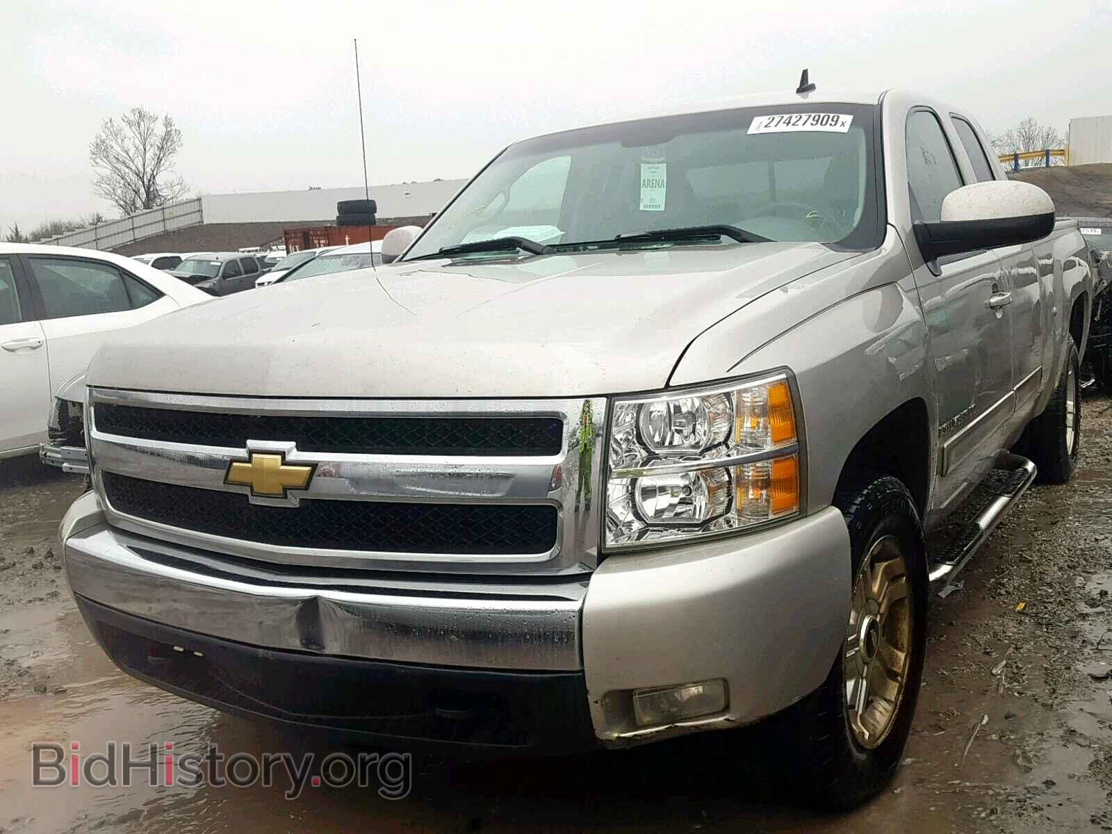 2007 CHEVROLET SILVERADO - VIN: 2GCEC19J571618122 - Фото 2