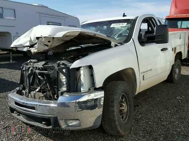 2007 CHEVROLET SILVERADO - VIN: 1GCHK29677E544945 - Photo 2