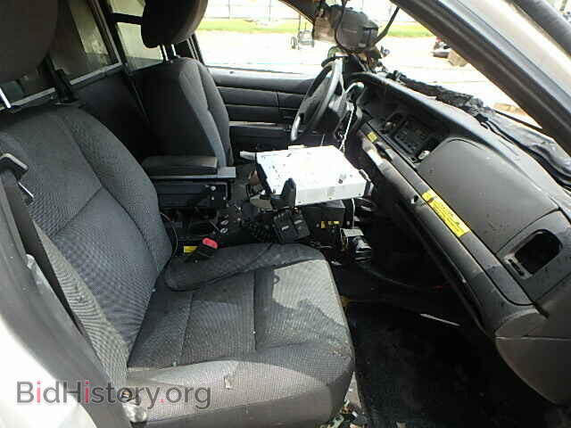 2011 FORD CROWN VIC - VIN: 2FABP7BV6BX104251 - Фото 5