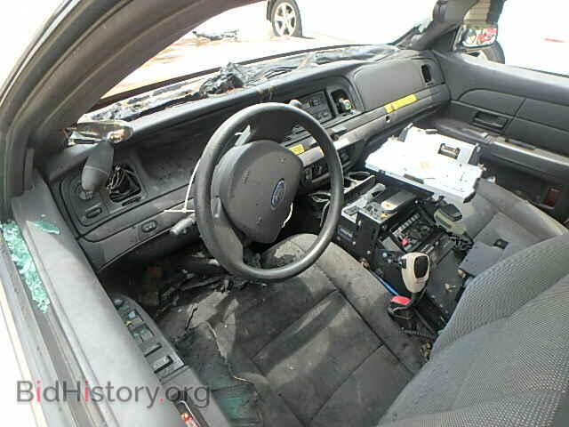 2011 FORD CROWN VIC - VIN: 2FABP7BV6BX104251 - Фото 9