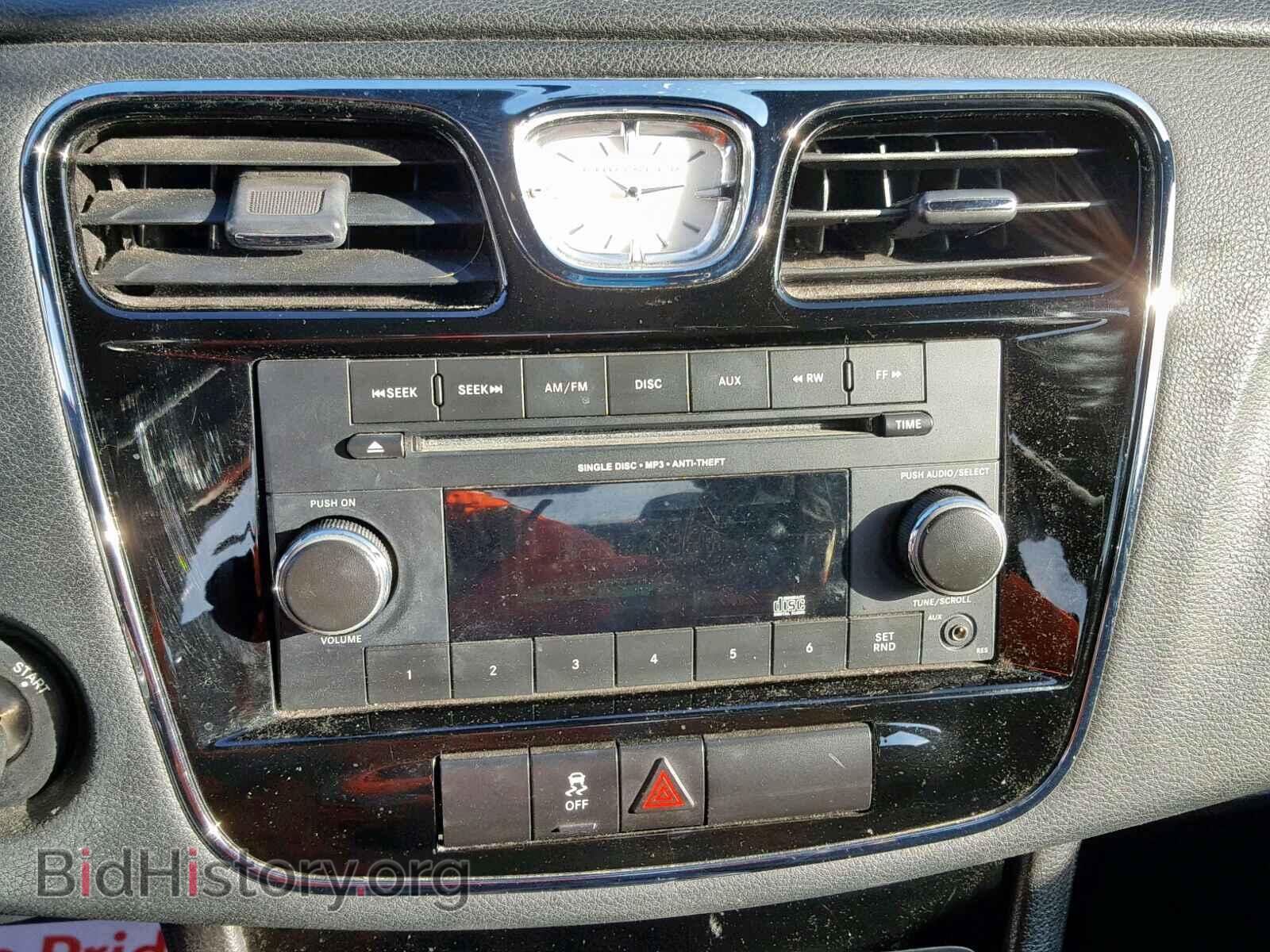 2012 CHRYSLER 200 - VIN: 1C3CCBAB4CN127619 - Фото 9