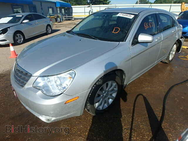 2010 CHRYSLER SEBRING - VIN: 1C3CC5FBXAN192904 - Фото 2