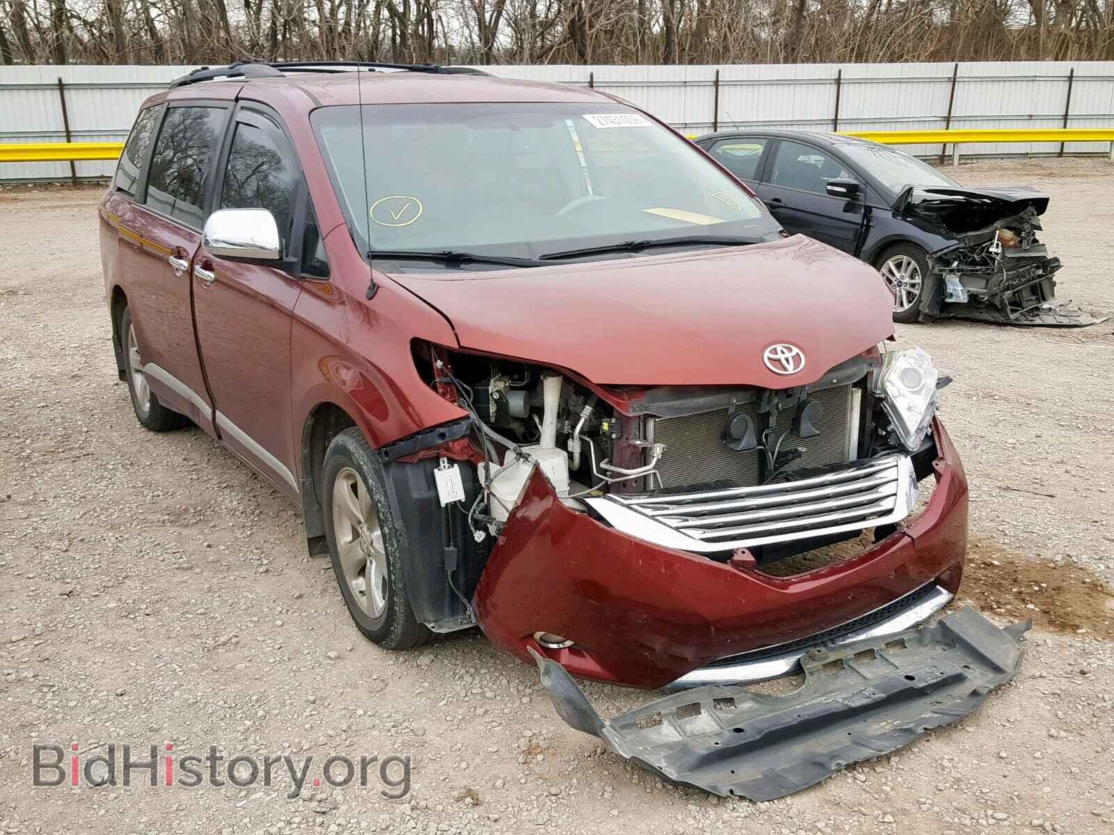 Фотография 5TDKK3DC9CS205388 - TOYOTA SIENNA LE 2012