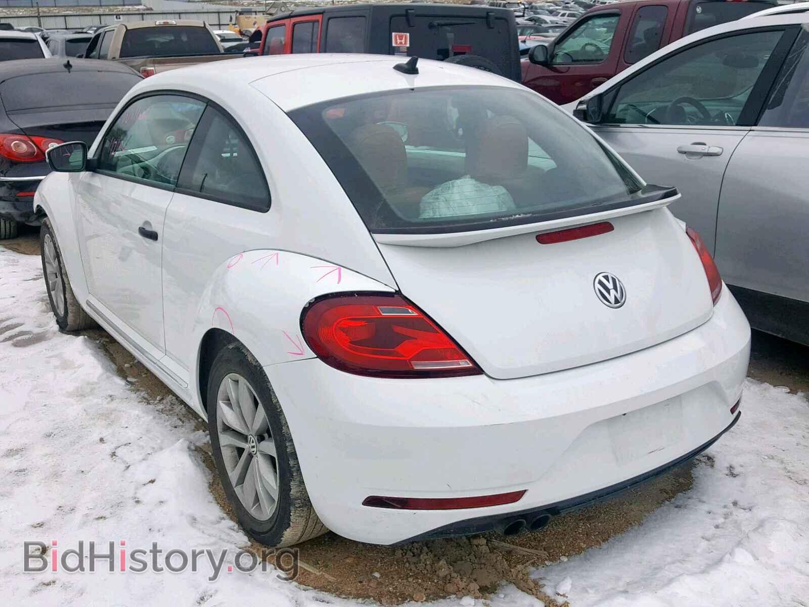 2017 VOLKSWAGEN BEETLE - VIN: 3VWF17ATXHM627643 - Фото 3