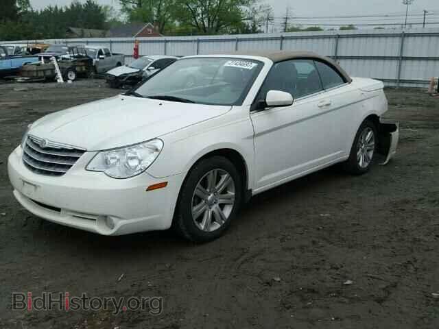 2010 CHRYSLER SEBRING - VIN: 1C3BC5ED0AN105025 - Фото 2