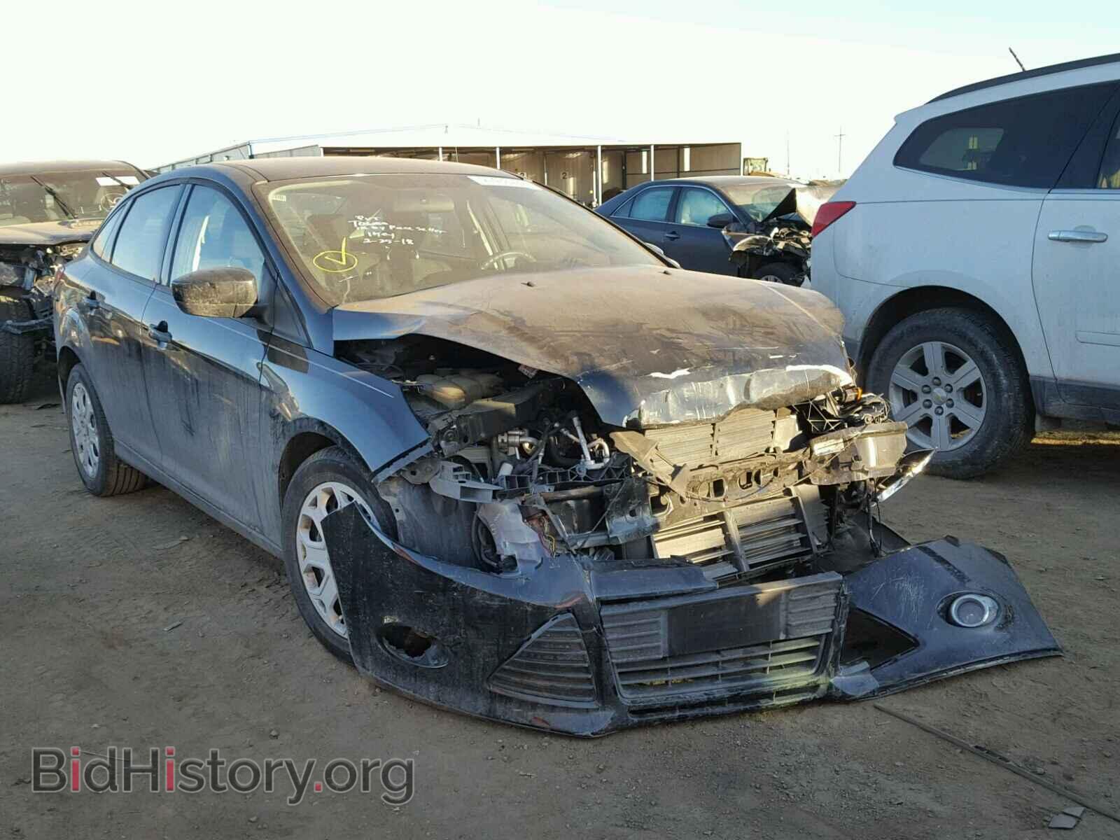 Photo 1FAHP3F23CL330183 - FORD FOCUS 2012