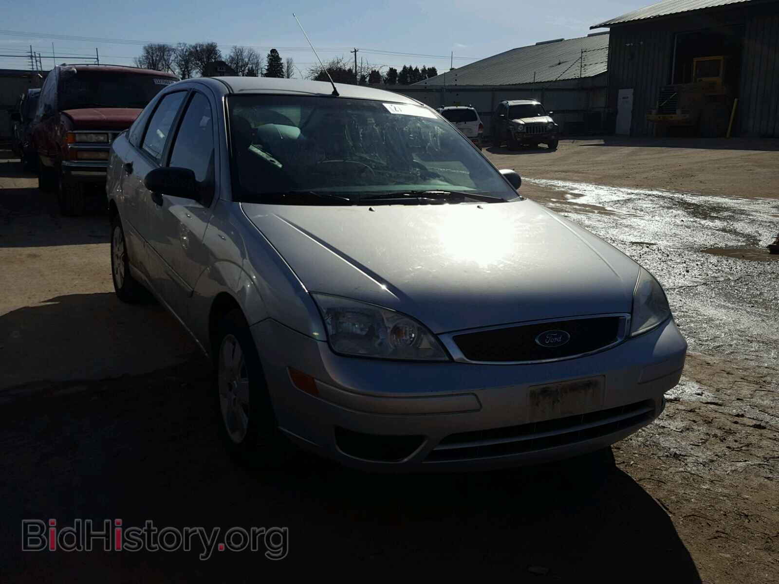 Фотография 1FAFP34N07W109701 - FORD FOCUS 2007