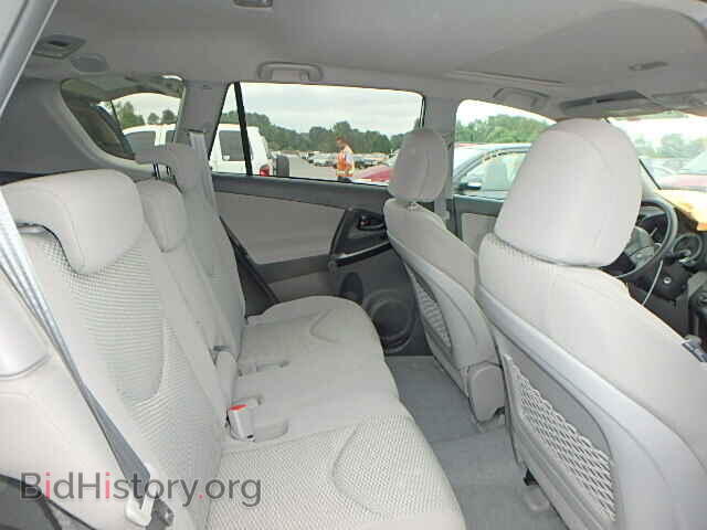 2011 TOYOTA RAV4 - VIN: 2T3BF4DV9BW090400 - Фото 6