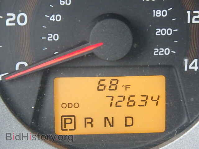 2011 TOYOTA RAV4 - VIN: 2T3BF4DV9BW090400 - Фото 8