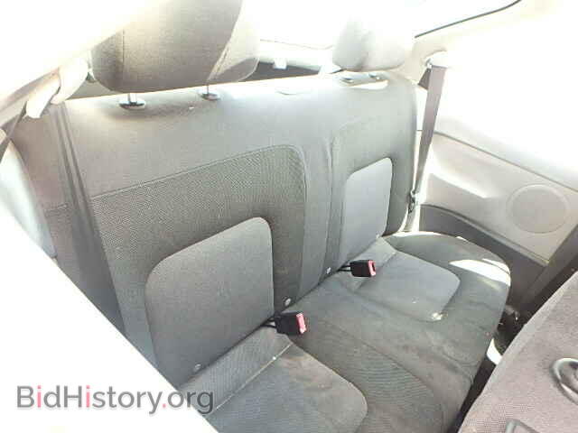 2005 VOLKSWAGEN BEETLE - VIN: 3VWBK31C05M406889 - Фото 6