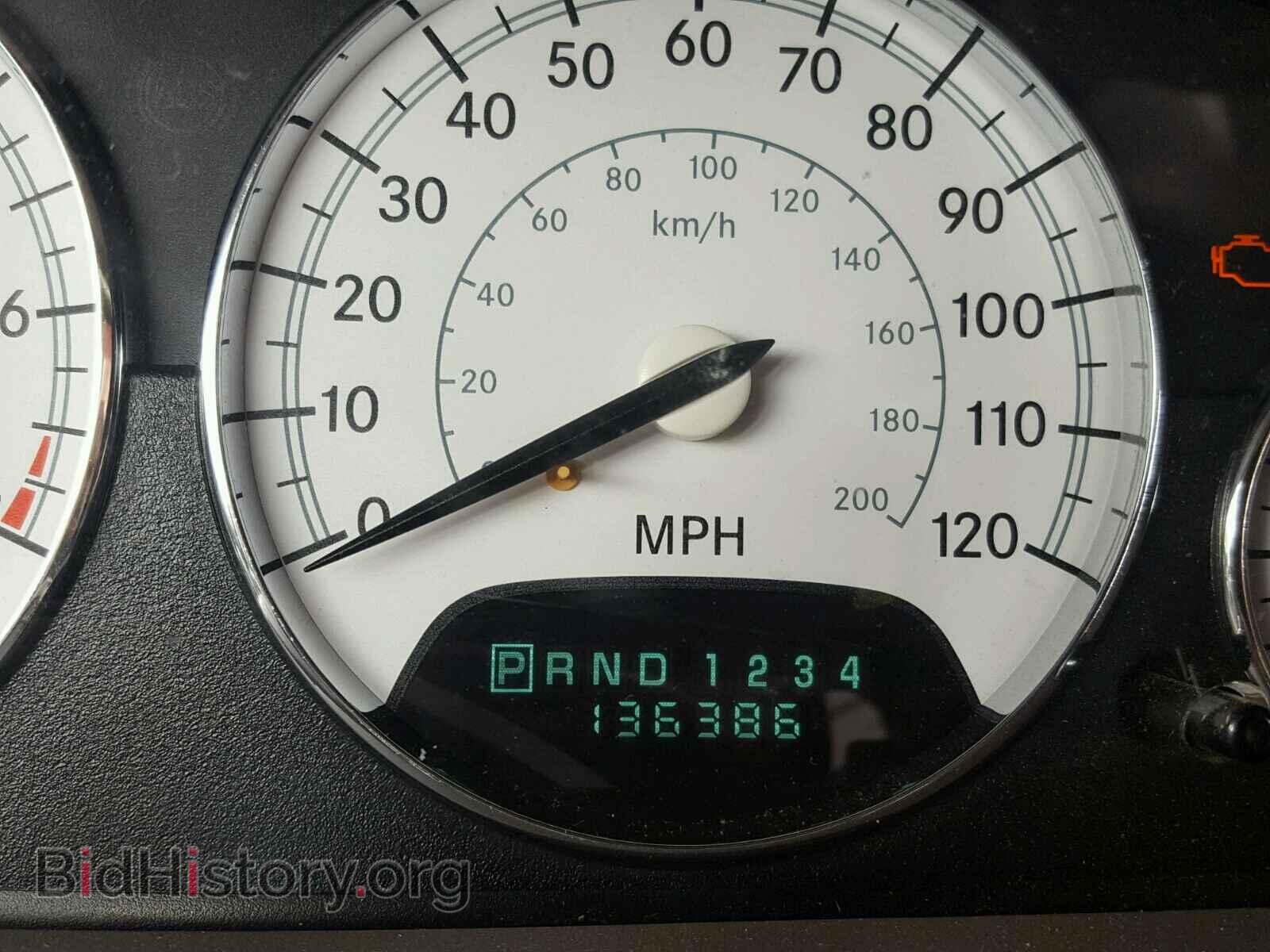 2004 CHRYSLER SEBRING - VIN: 1C3EL65RX4N401608 - Фото 8