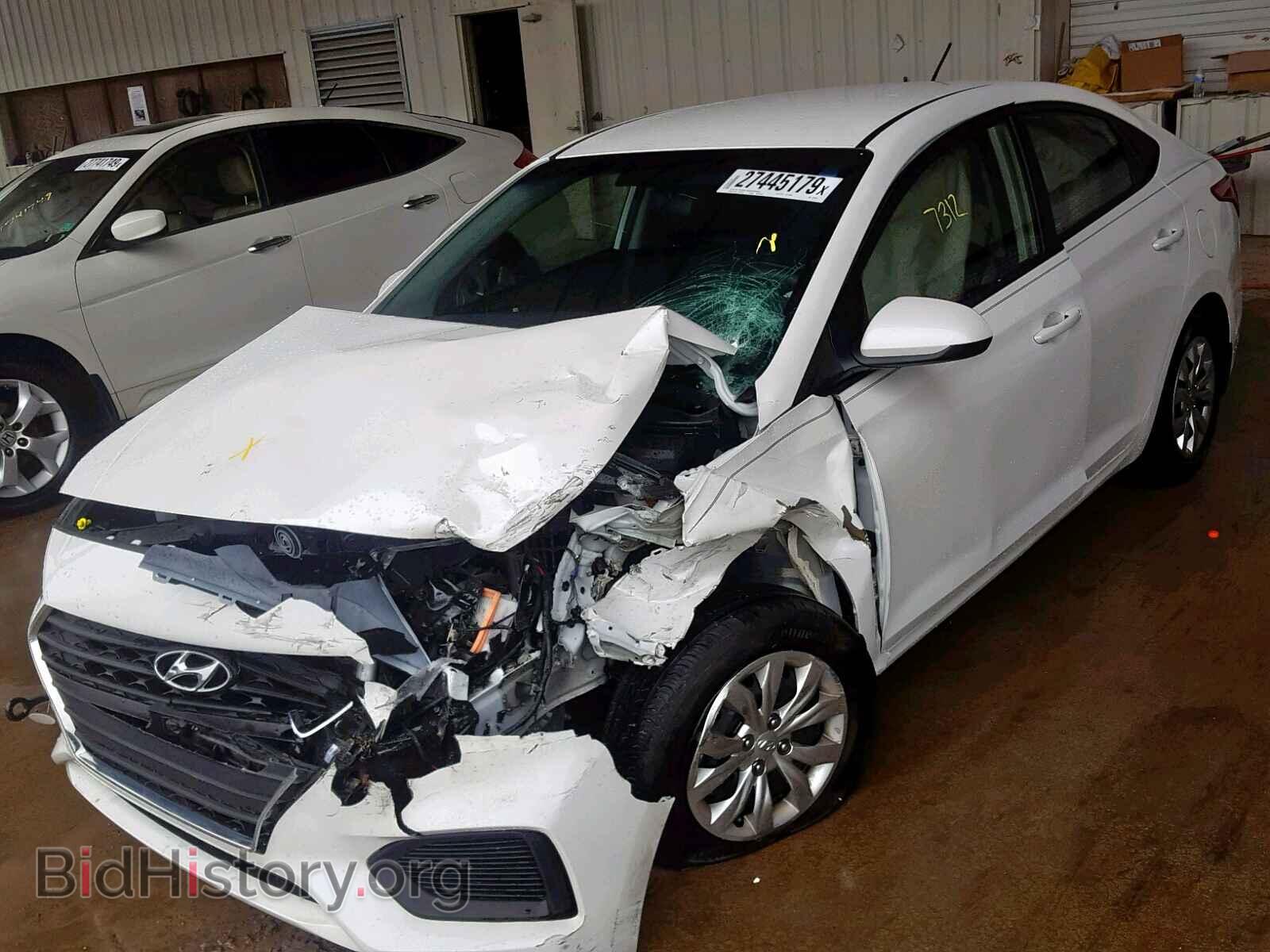 2018 HYUNDAI ACCENT - VIN: 3KPC24A32JE032402 - Фото 2