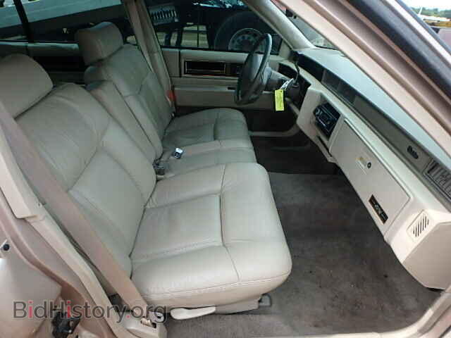 1993 CADILLAC DEVILLE - VIN: 1G6CD53B2P4274737 - Фото 5