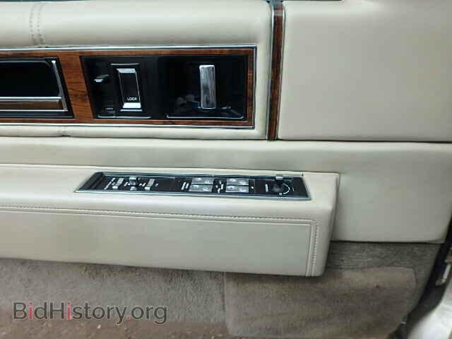 1993 CADILLAC DEVILLE - VIN: 1G6CD53B2P4274737 - Фото 10