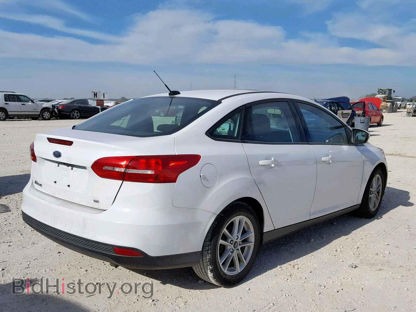 2017 FORD FOCUS SE - VIN: 1FADP3F22HL271472 - Фото 4
