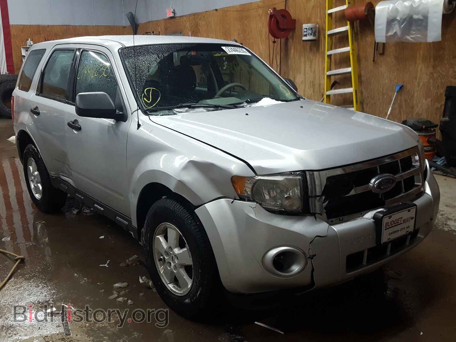 Фотография 1FMCU027X9KA13184 - FORD ESCAPE 2009
