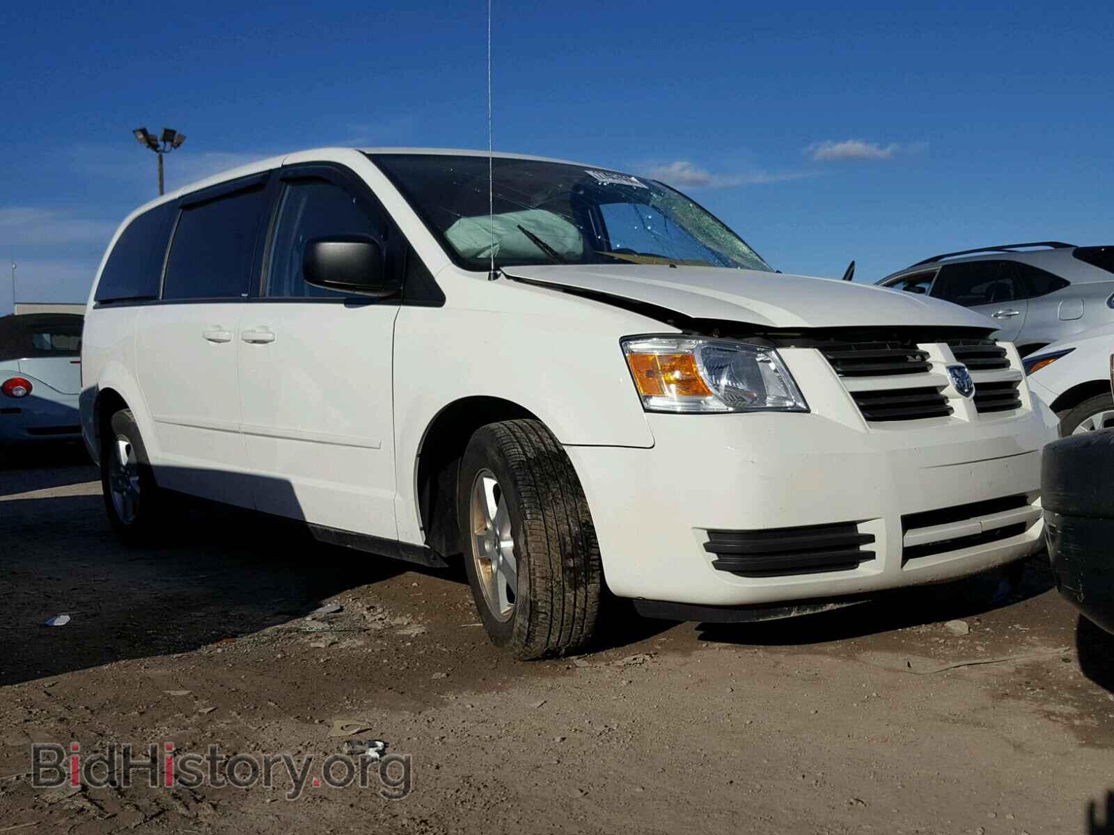 Photo 2D4RN4DE6AR439705 - DODGE CARAVAN 2010