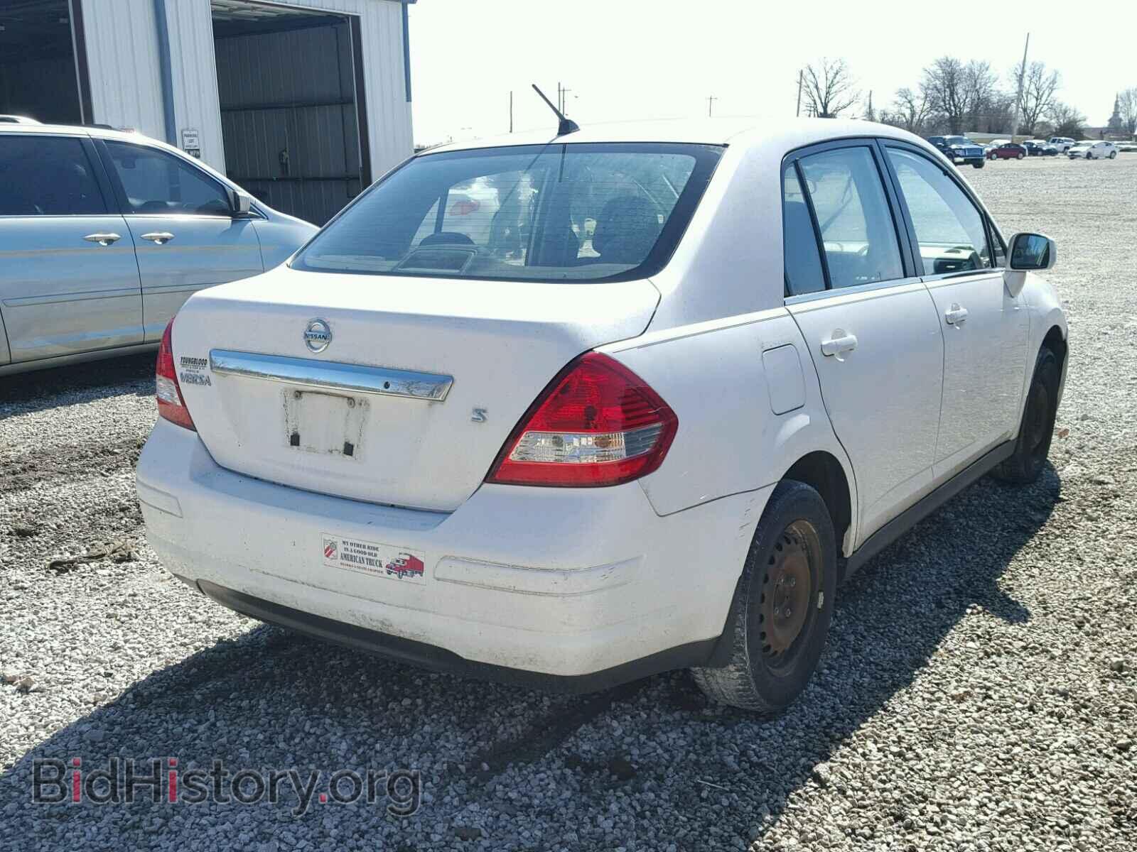 2007 NISSAN VERSA - VIN: 3N1BC11EX7L418145 - Фото 4