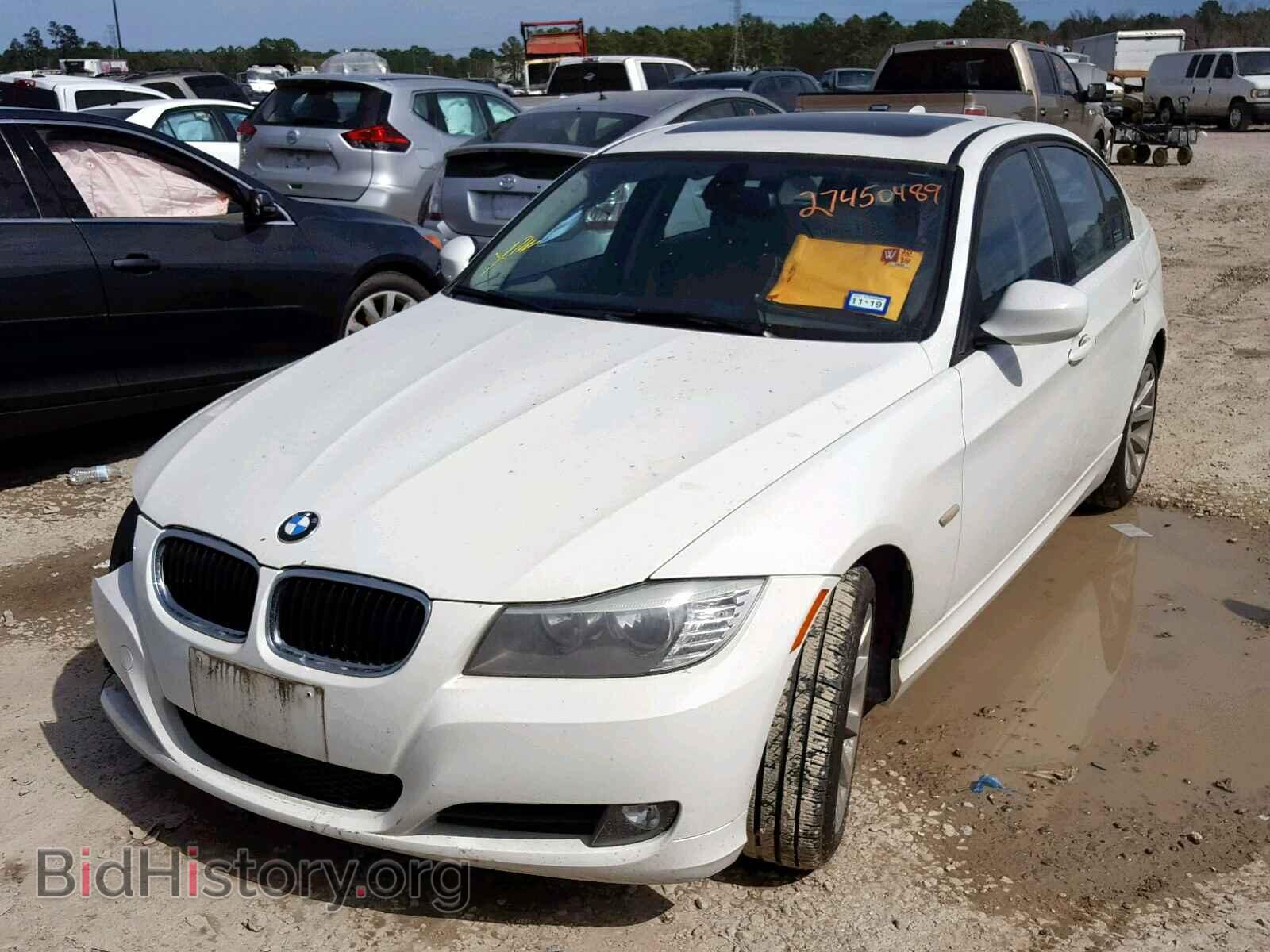 2011 BMW 328 I - VIN: WBAPH7C57BE852372 - Фото 2
