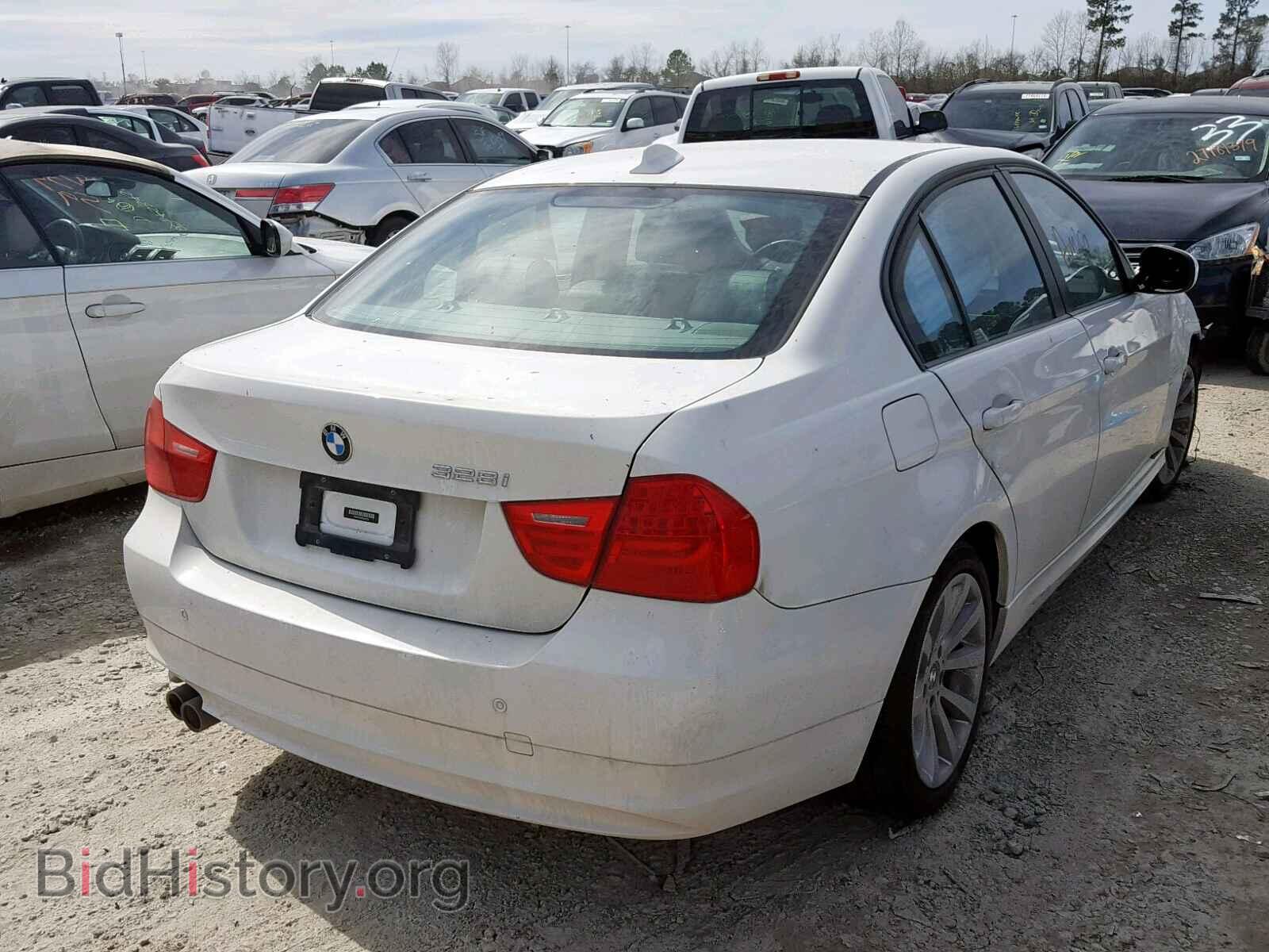 2011 BMW 328 I - VIN: WBAPH7C57BE852372 - Фото 4