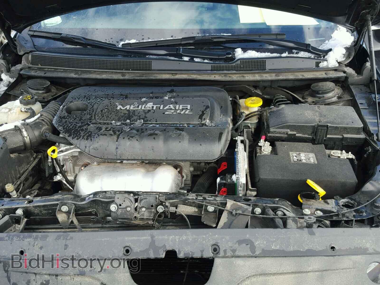 2016 CHRYSLER 200 - VIN: 1C3CCCAB9GN195359 - Photo 7