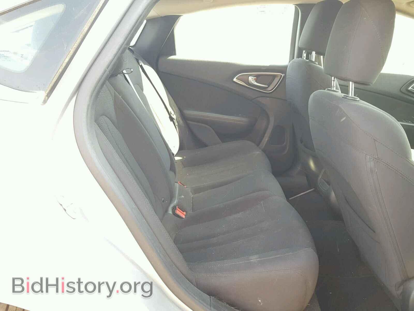 2015 CHRYSLER 200 - VIN: 1C3CCCAB5FN628304 - Фото 6