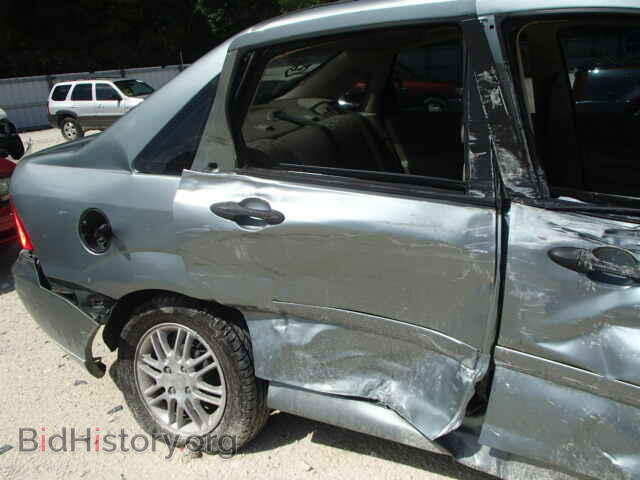 2005 FORD FOCUS - VIN: 1FAFP34N05W264102 - Фото 10