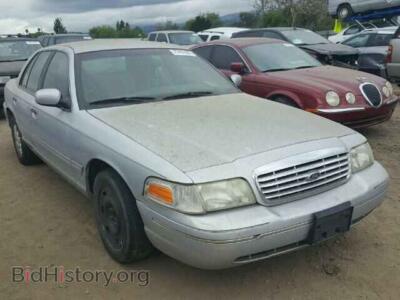 2003 Ford CROWN VIC Crown Vict, серебристый — VIN 2FAFP74W23X152483, Copart
