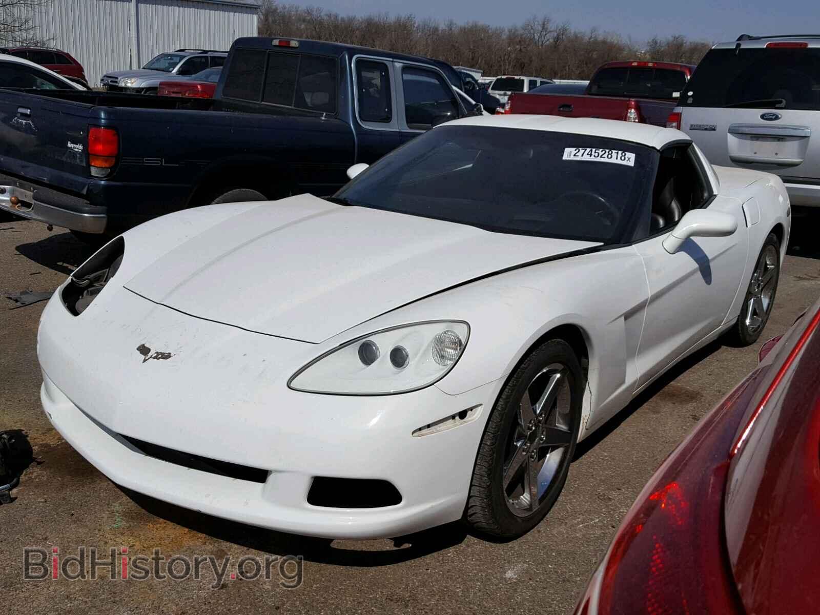 2005 CHEVROLET CORVETTE - VIN: 1G1YY24U655123700 - Фото 2
