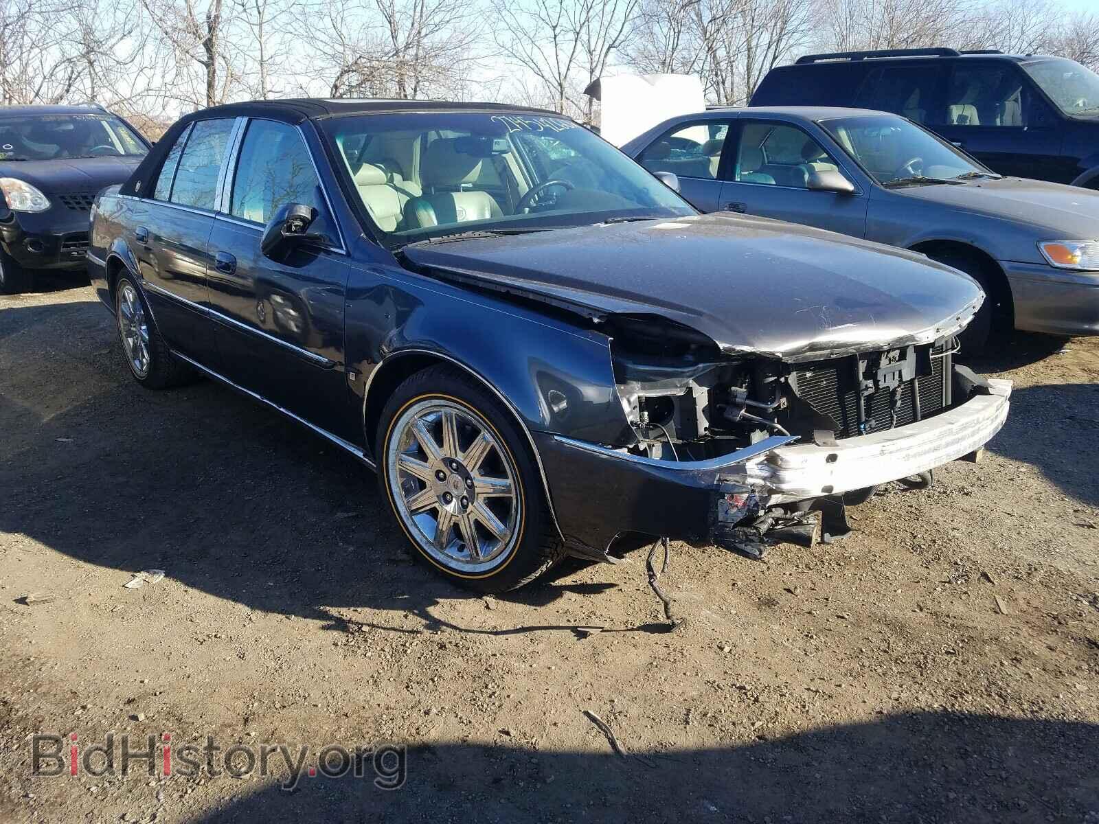 Photo 1G6KH5EY1AU115989 - CADILLAC DTS 2010