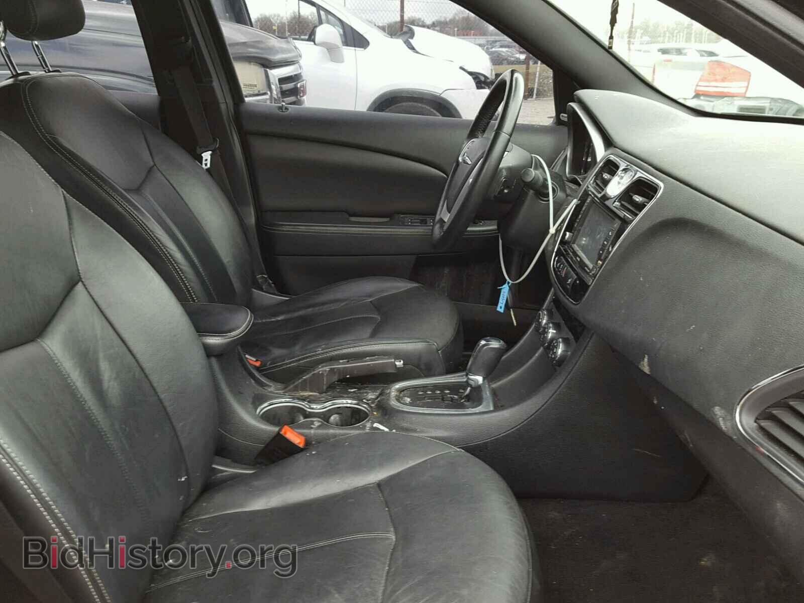 2011 CHRYSLER 200 - VIN: 1C3BC2FB2BN545048 - Фото 5