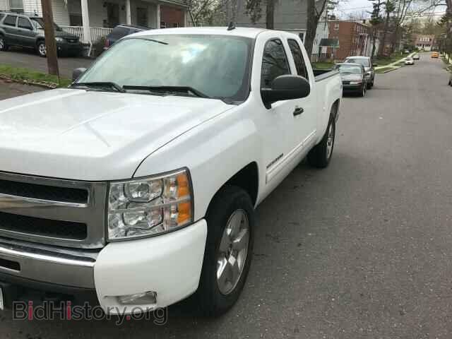2010 CHEVROLET SILVERADO - VIN: 1GCSKSE32AZ219721 - Фото 2
