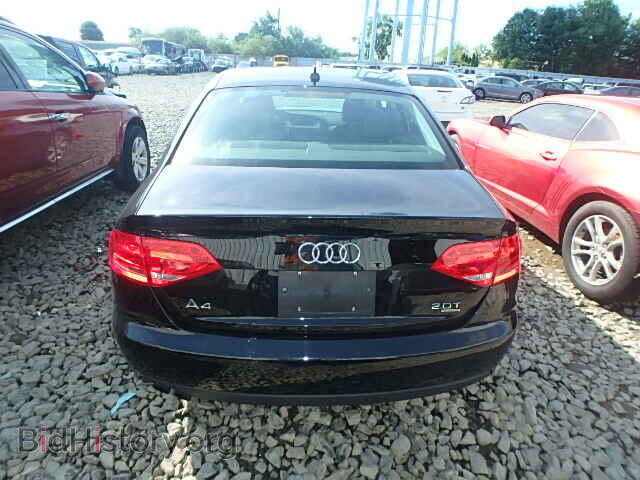 2011 AUDI A4 - VIN: WAUBFAFL2BN038704 - Фото 10