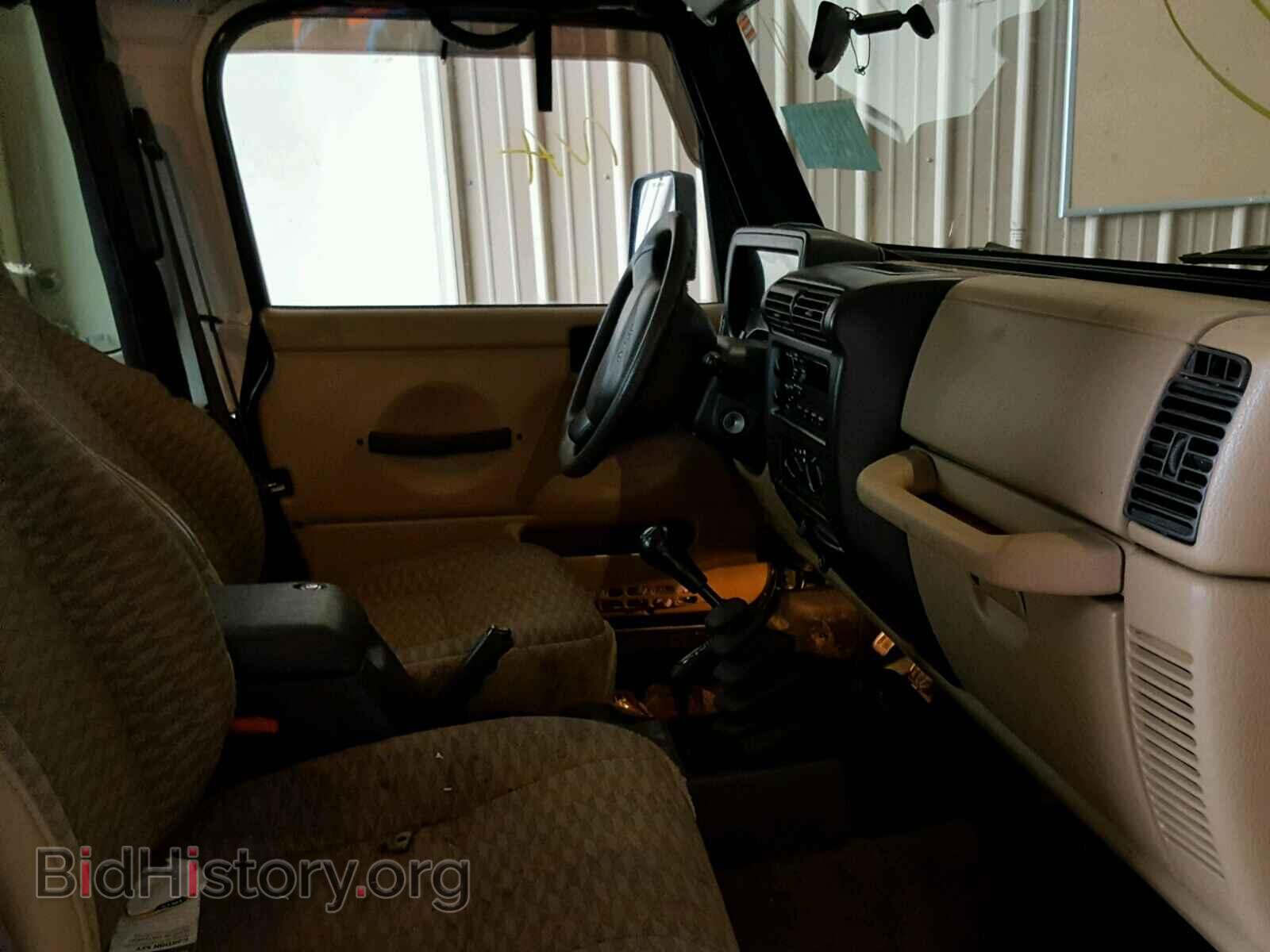 2000 JEEP WRANGLER - VIN: 1J4FA29P8YP757633 - Фото 5