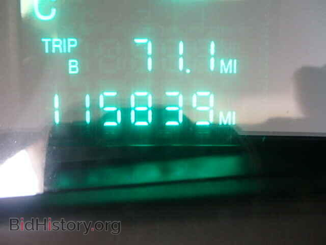 2002 CADILLAC DEVILLE - VIN: 1G6KD54Y42U167566 - Фото 8