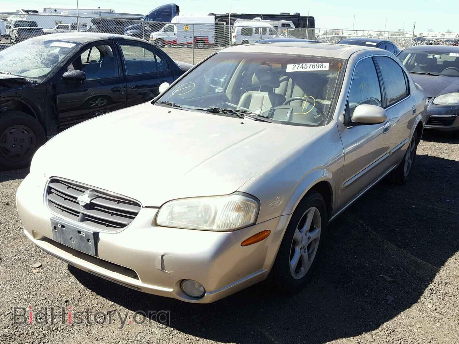 2000 NISSAN MAXIMA - VIN: JN1CA31D1YT559888 - Фото 2
