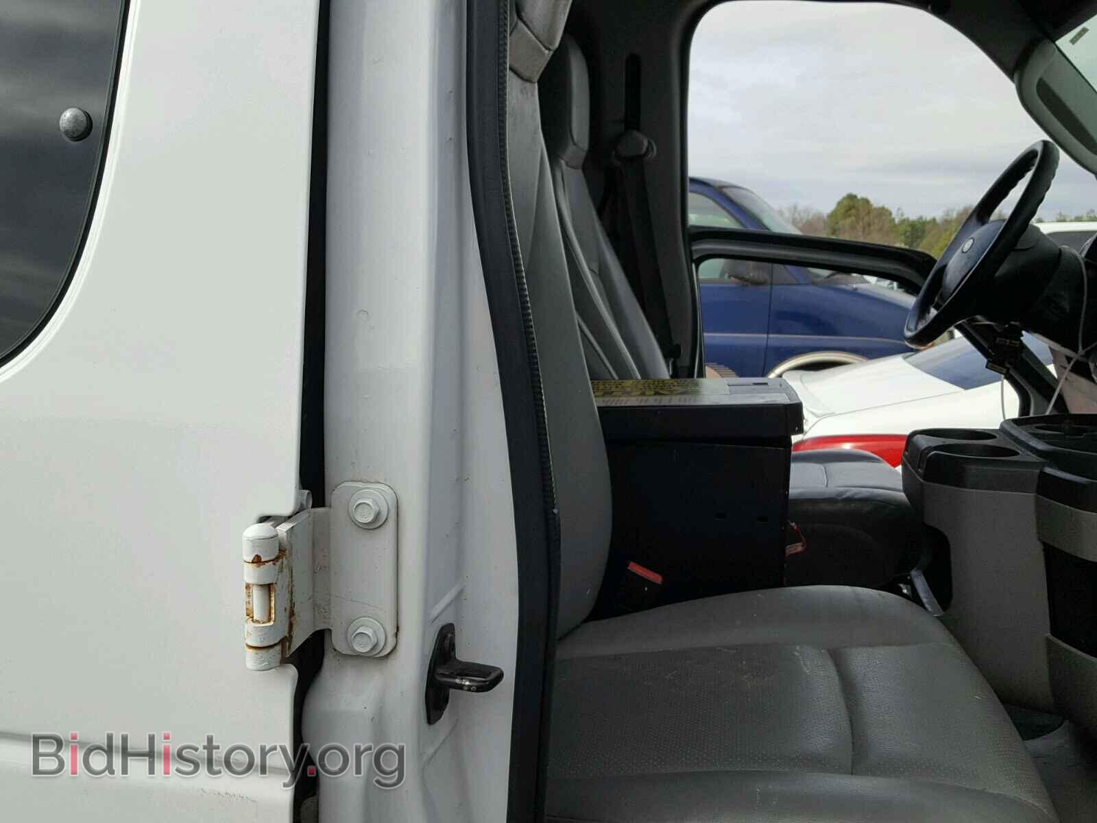 2010 FORD ECONOLINE - VIN: 1FDSS3EL3ADA84750 - Фото 6