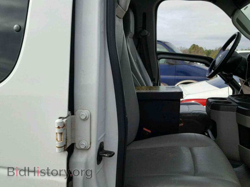 2010 Ford ECONOLINE (VIN 1FDSS3EL3ADA84750) — фото 6 из 10