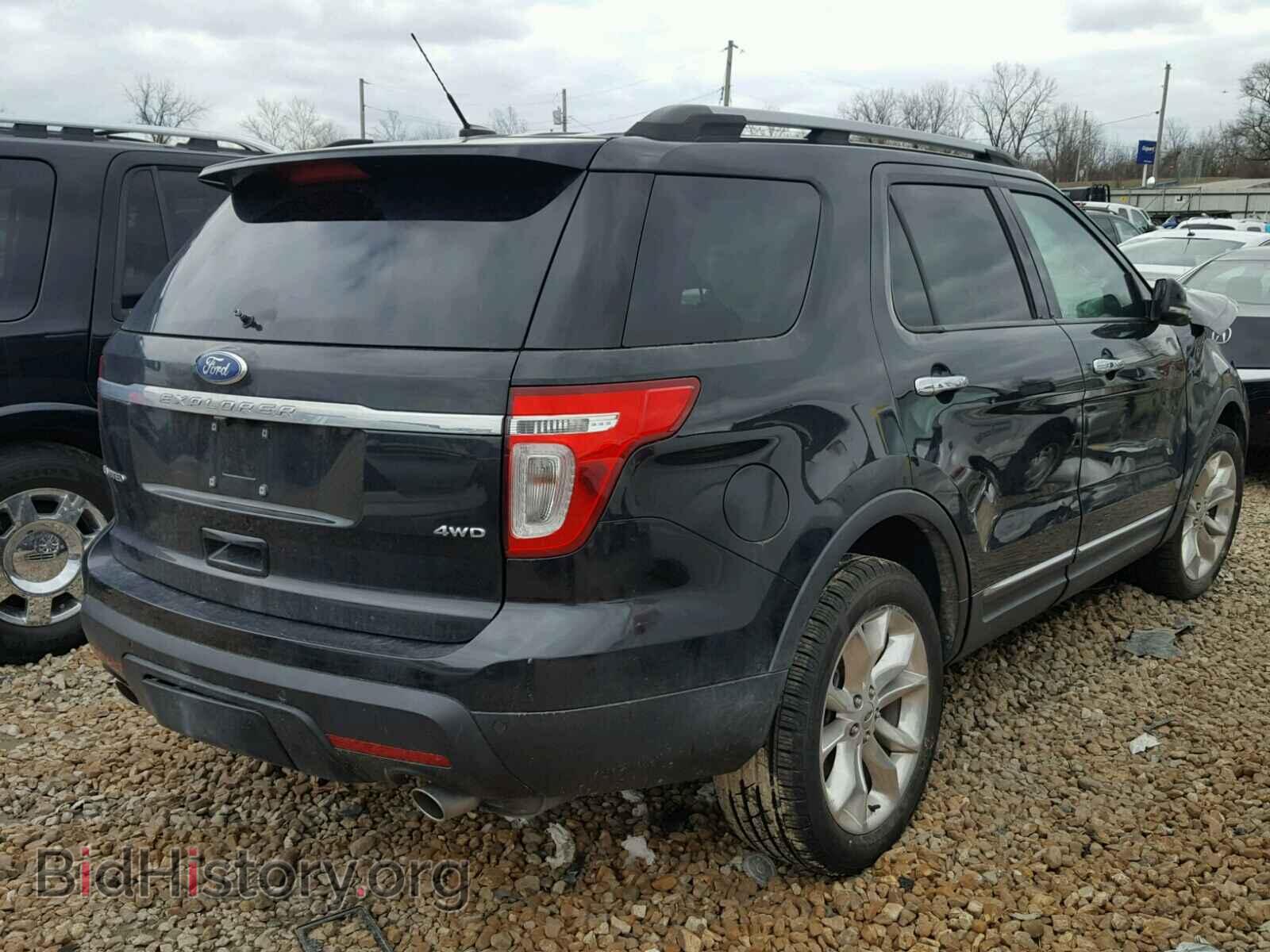 2011 FORD EXPLORER - VIN: 1FMHK8F82BGA30342 - Фото 4