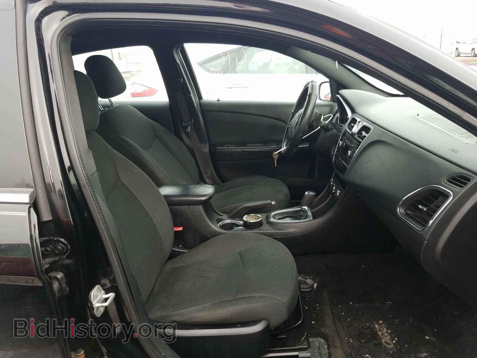 2012 CHRYSLER 200 - VIN: 1C3CCBAB1CN127643 - Фото 5