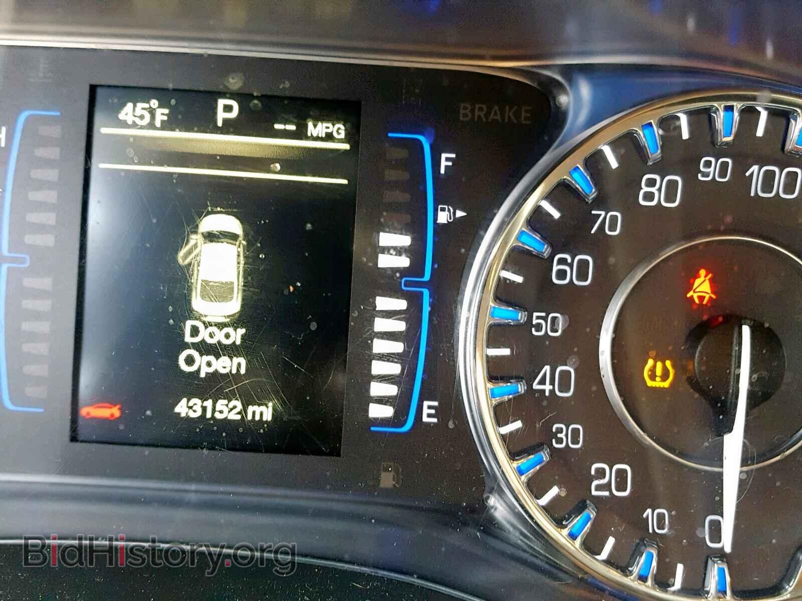2016 CHRYSLER 200 - VIN: 1C3CCCAB0GN149645 - Фото 8