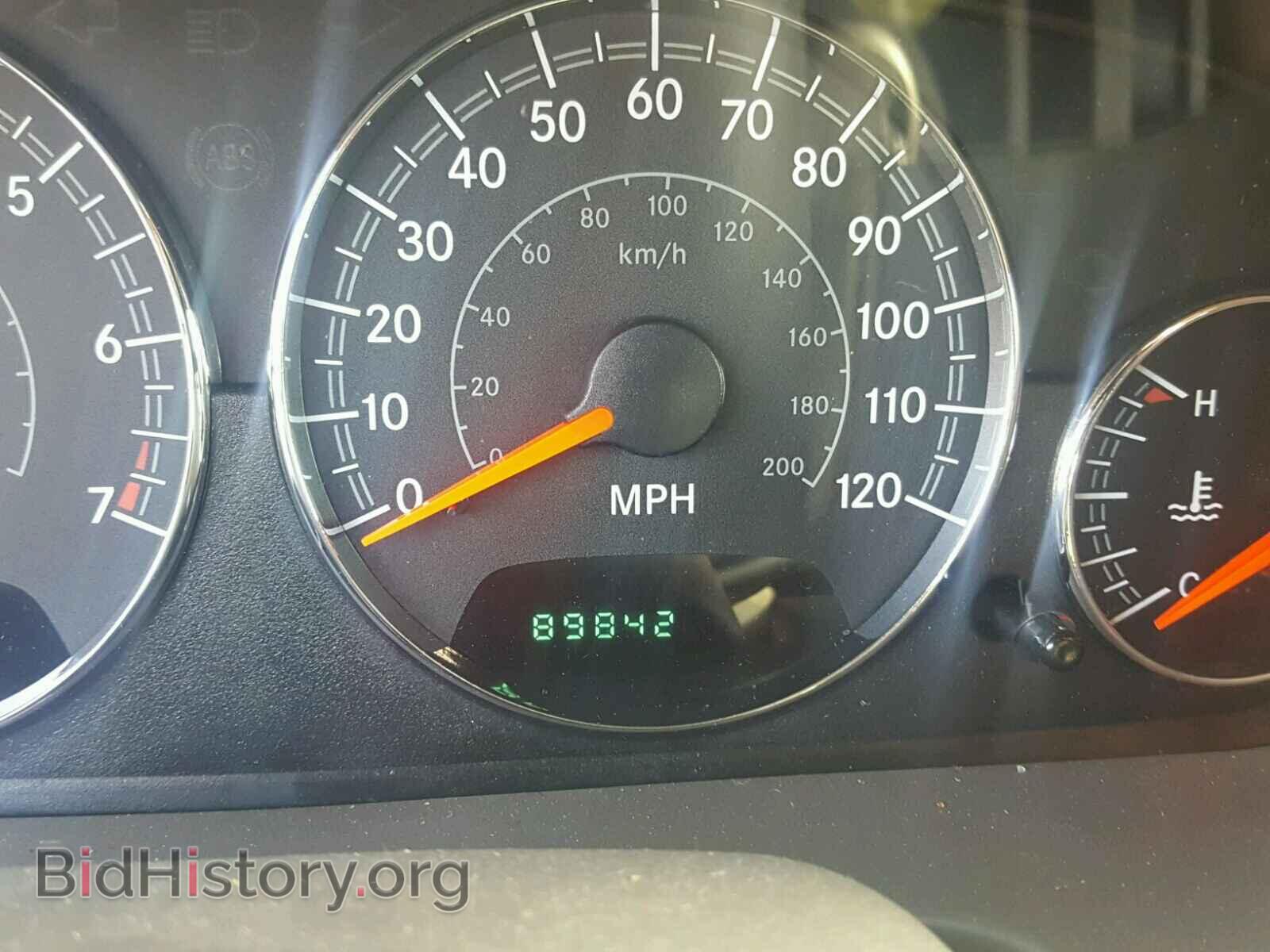 2004 CHRYSLER SEBRING - VIN: 1C3EL46X04N411727 - Фото 8