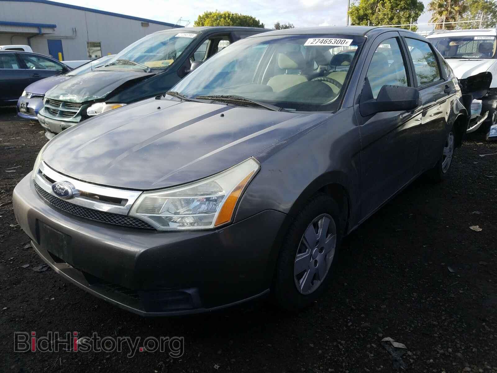 2011 FORD FOCUS - VIN: 1FAHP3EN7BW180961 - Фото 2